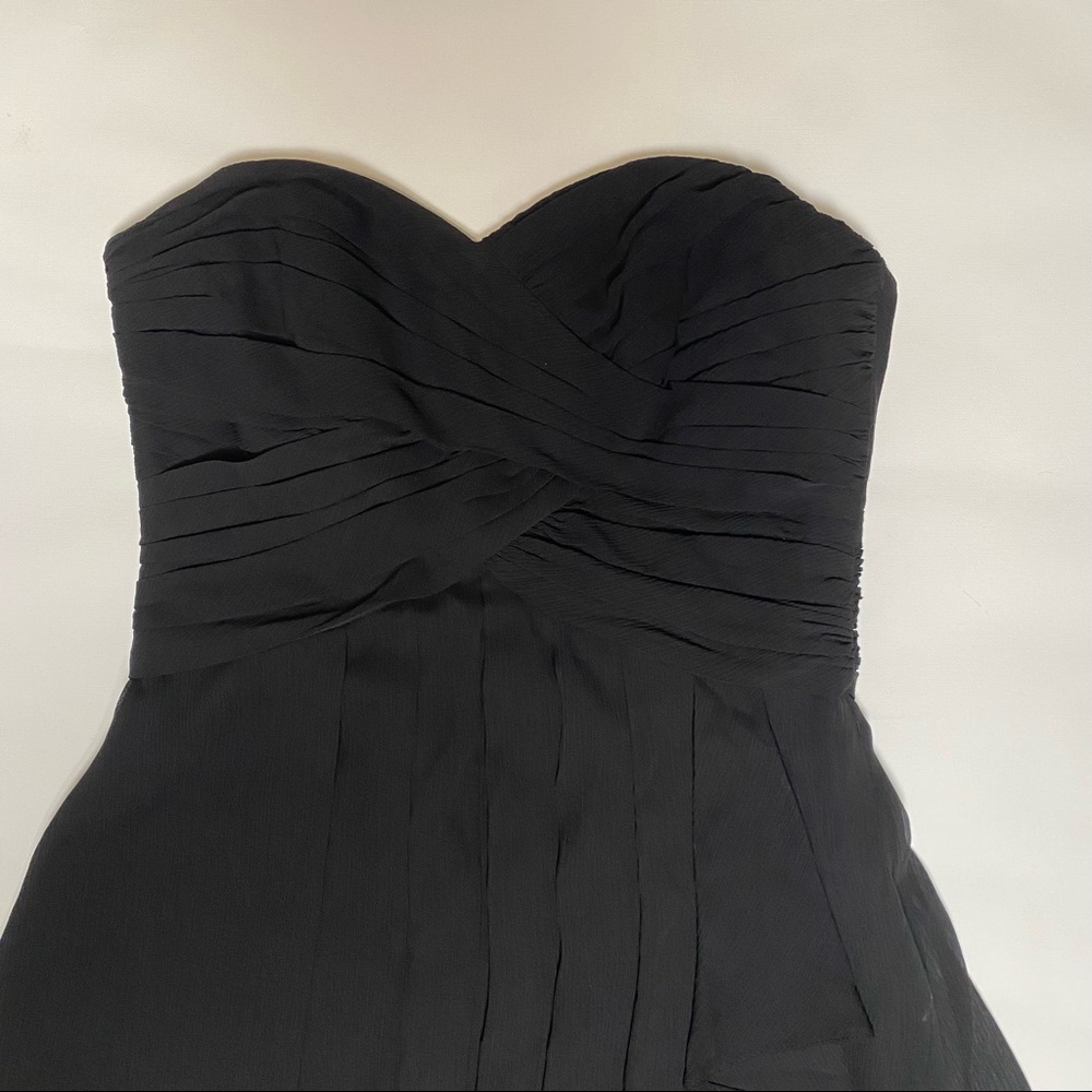 David’s Bridal Short Black Strapless Crinkle Chiffon Bridesmaid Dress - Picture 3 of 7